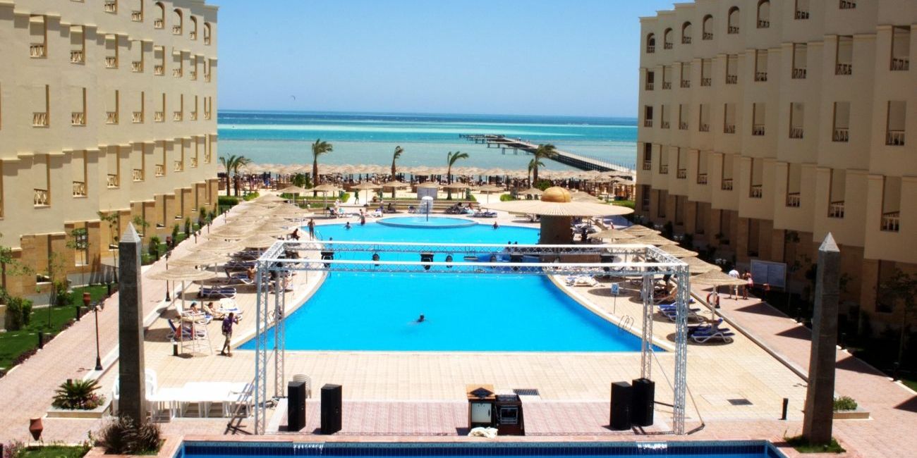 Hotel AMC Azur Resort 5*  Hurghada 