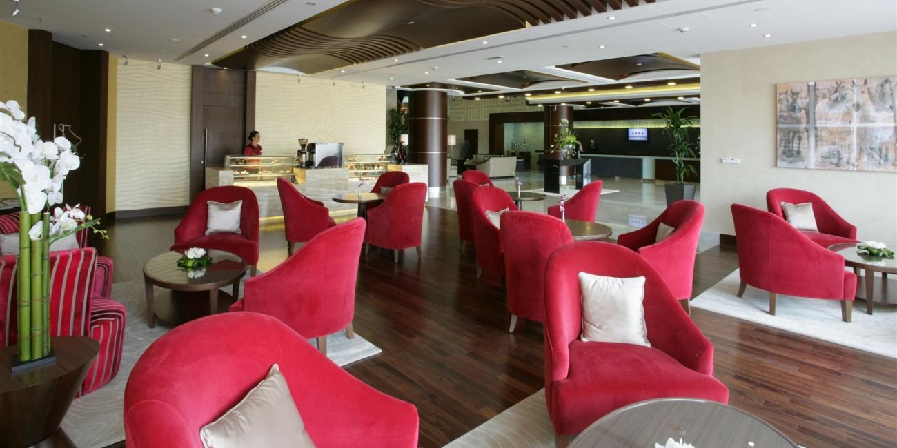 Hotel Auris Plaza Al Barsha 5*  Dubai 