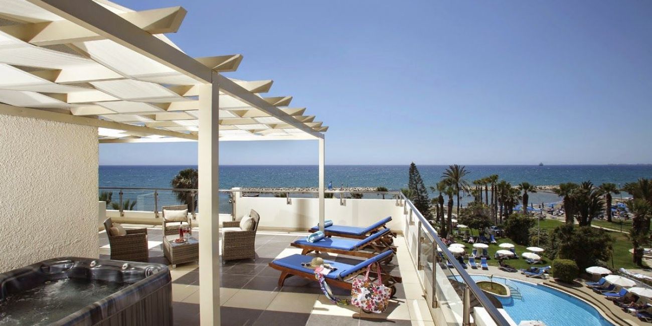 Hotel Golden Bay Beach 5* Larnaca 