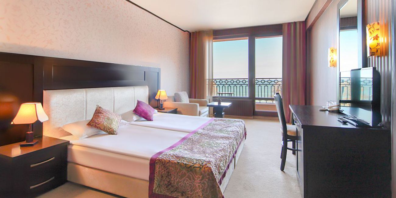 Hotel Moko Beach by Grifid 4*  Nisipurile de Aur 