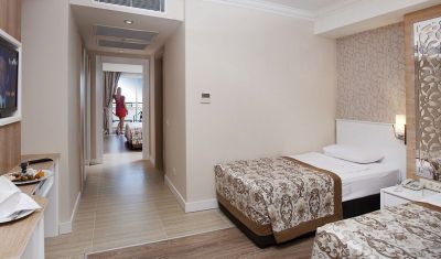 Imagine pentru Hotel Crystal Sunset Luxury Resort & Spa 5* valabile pentru Litoral 2024