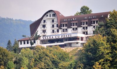 Imagine pentru Hotel Valea Cu Pesti 4* valabile pentru Paste  2024