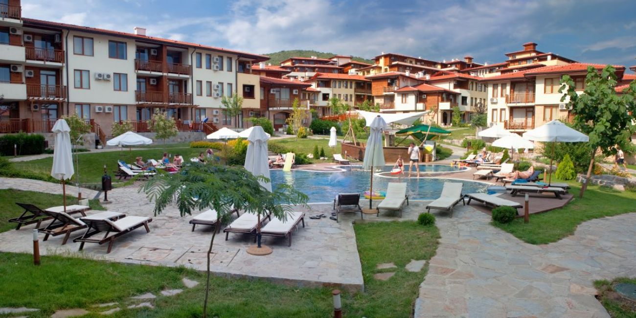 Aparthotel Garden of Eden 4*  Sveti Vlas 