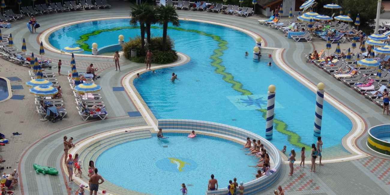 ApartHotel Holiday 4* Bibione 