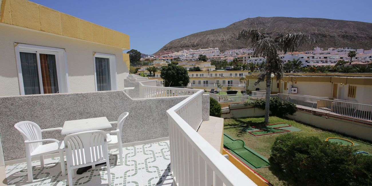 Checkin Atlantida Bungalows 3* Tenerife 