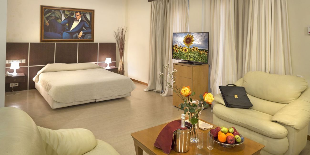 City Break Capitala Maslinilor 4* - Mic Dejun Atena 