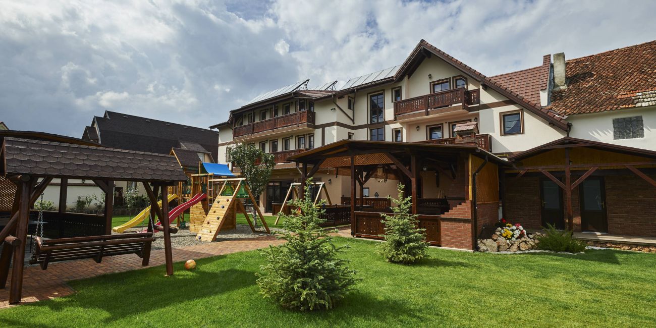 Conacul Ambient 5*  Brasov 