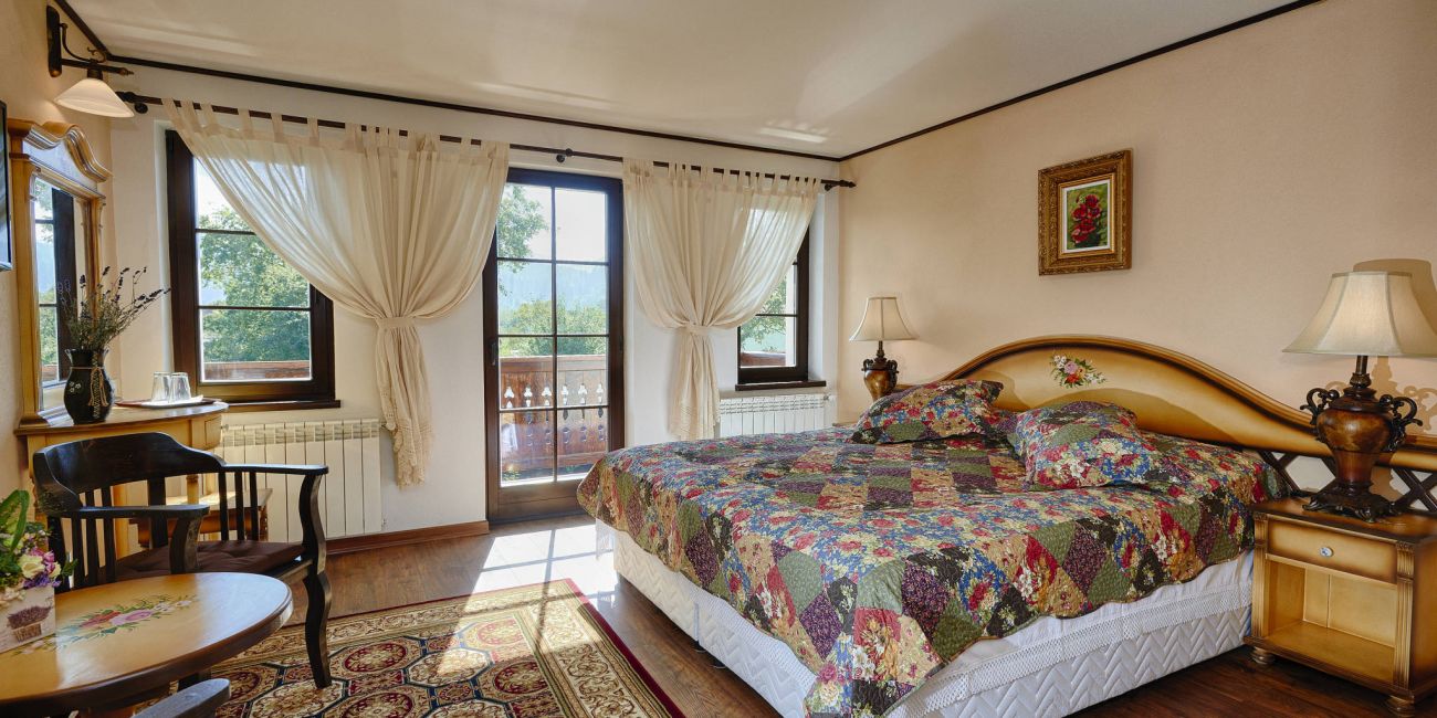 Conacul Ambient 5*  Brasov 