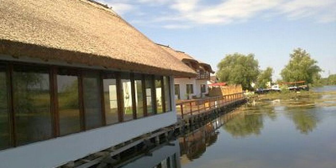 Danube Delta Resort 4*  Delta Dunarii 