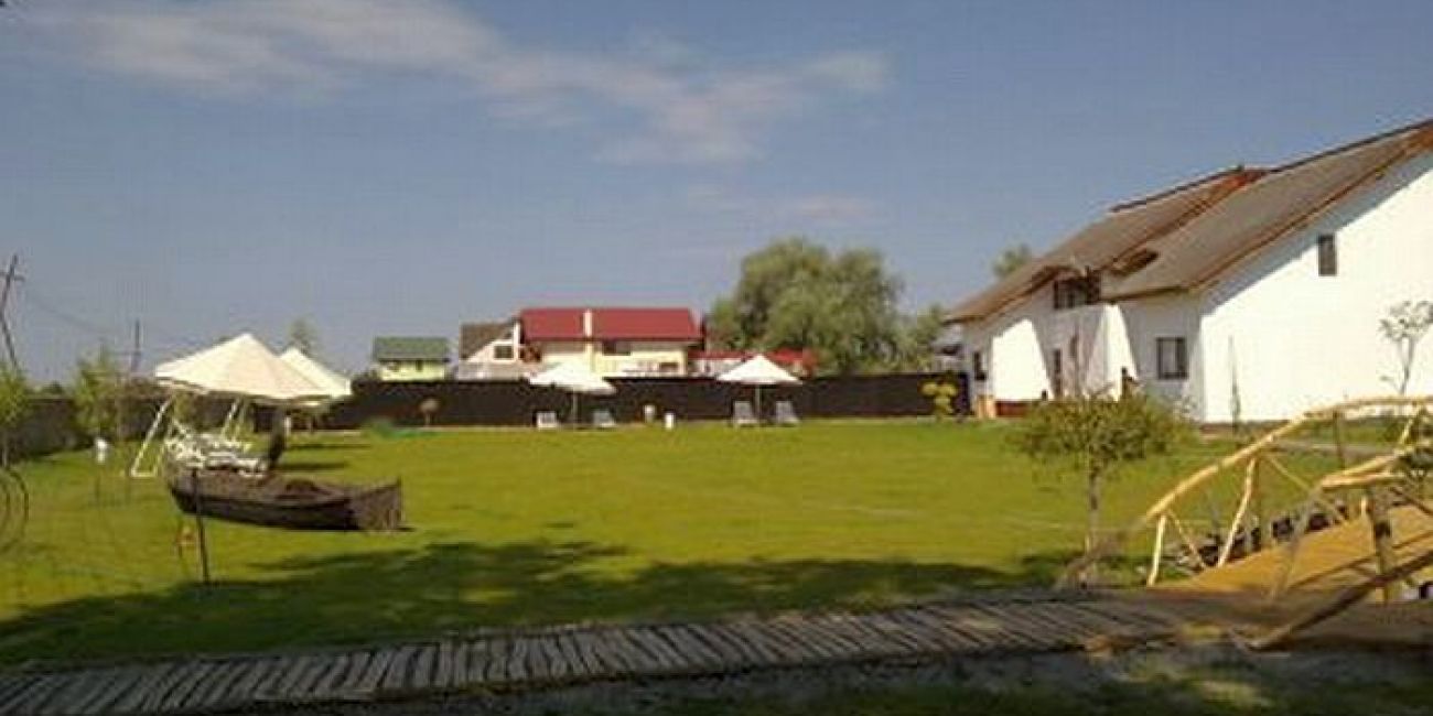Danube Delta Resort 4*  Delta Dunarii 