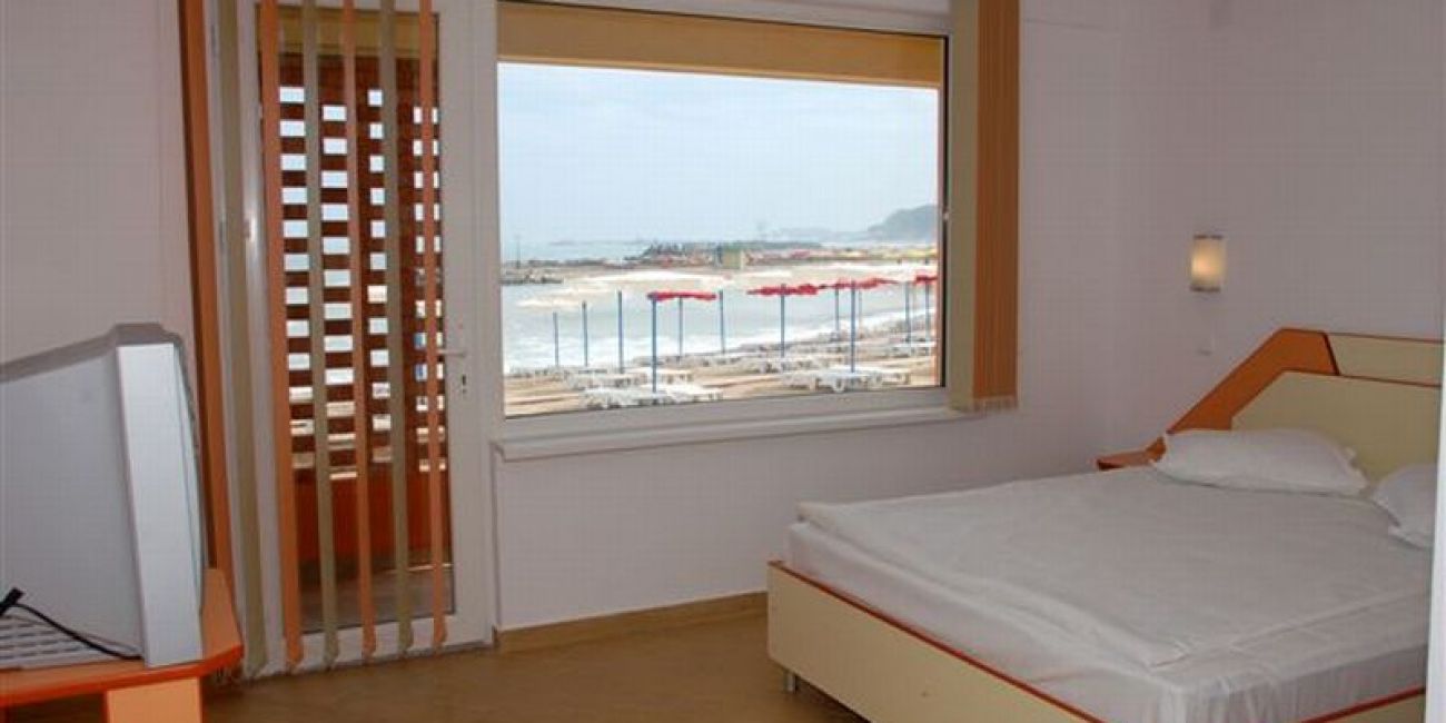 Egreta Hotel 3*  Olimp 