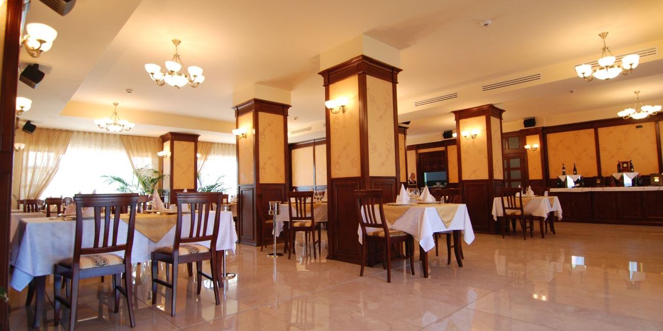 Grand Hotel Perla Ciucasului 3* Tarlungeni 