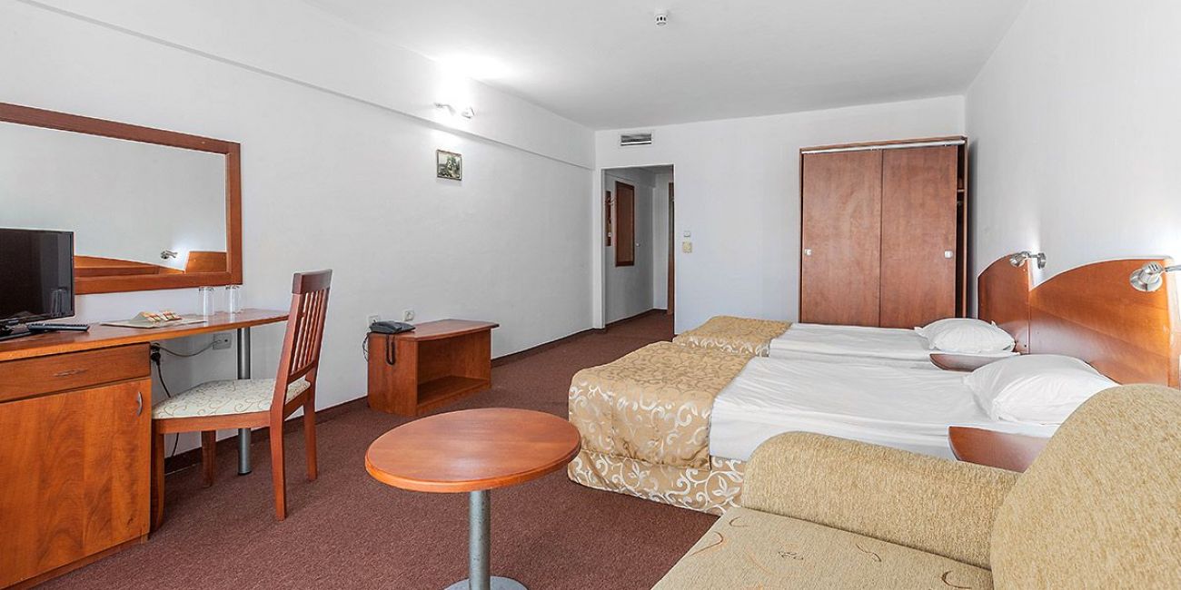 Grand Hotel Sunny Beach 4*  Sunny Beach 