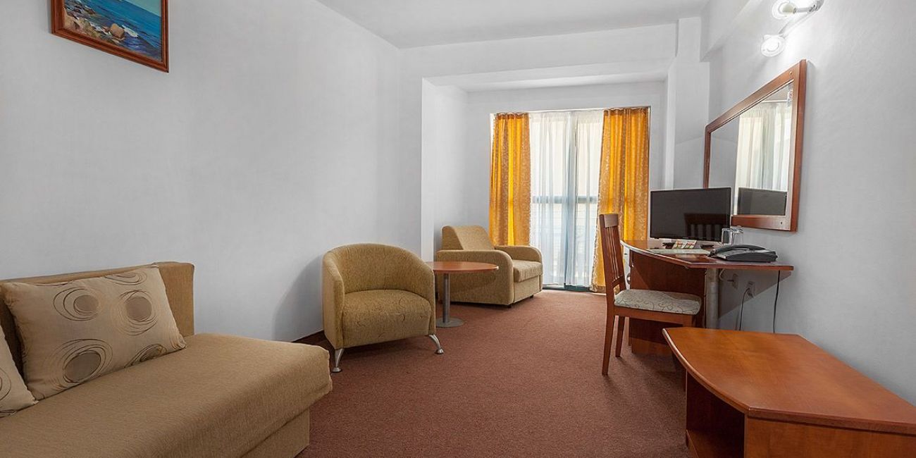 Grand Hotel Sunny Beach 4*  Sunny Beach 