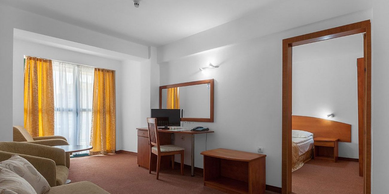 Grand Hotel Sunny Beach 4*  Sunny Beach 