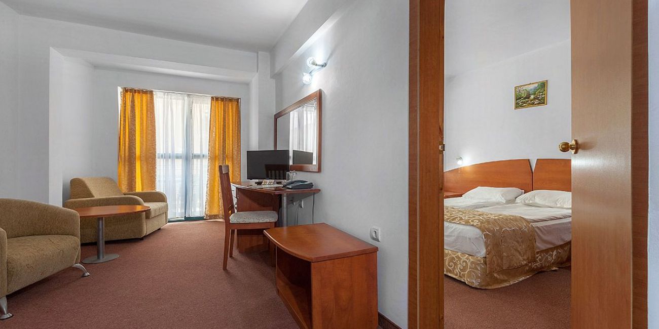 Grand Hotel Sunny Beach 4*  Sunny Beach 