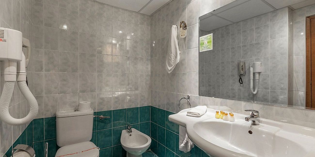 Grand Hotel Sunny Beach 4*  Sunny Beach 