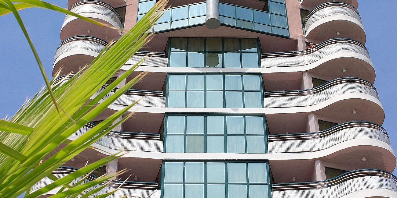 Grand Hotel Sunny Beach 4*  Sunny Beach 