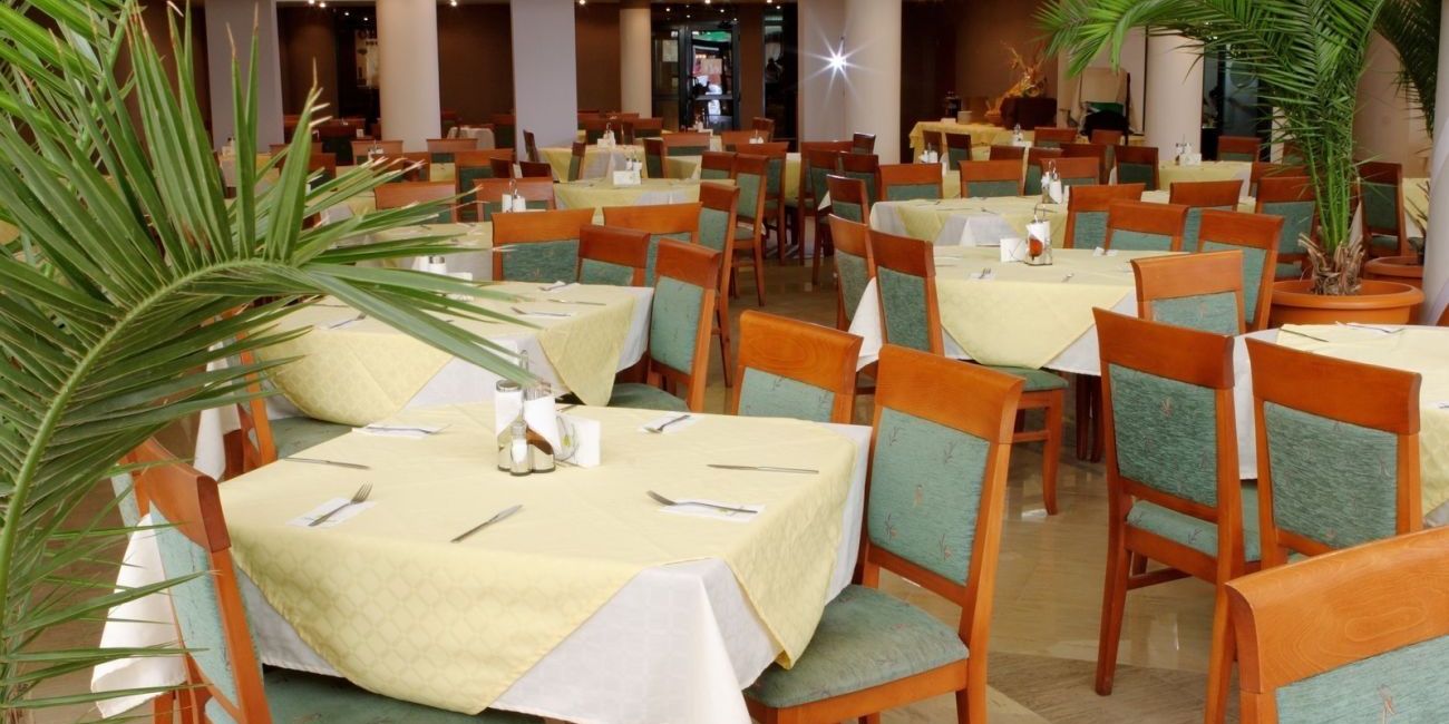 Grand Hotel Sunny Beach 4*  Sunny Beach 