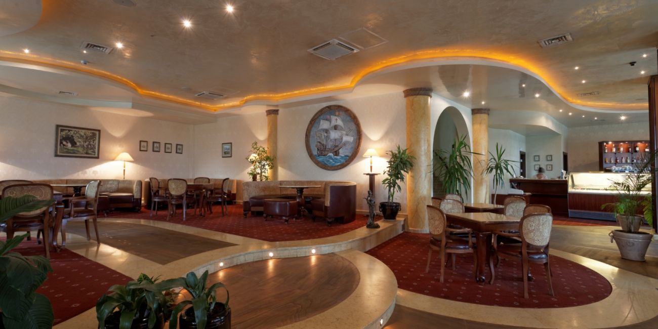 Hotel Admiral 5*  Nisipurile de Aur 
