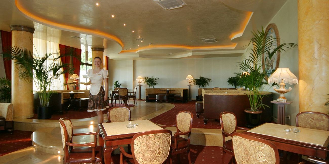 Hotel Admiral 5*  Nisipurile de Aur 
