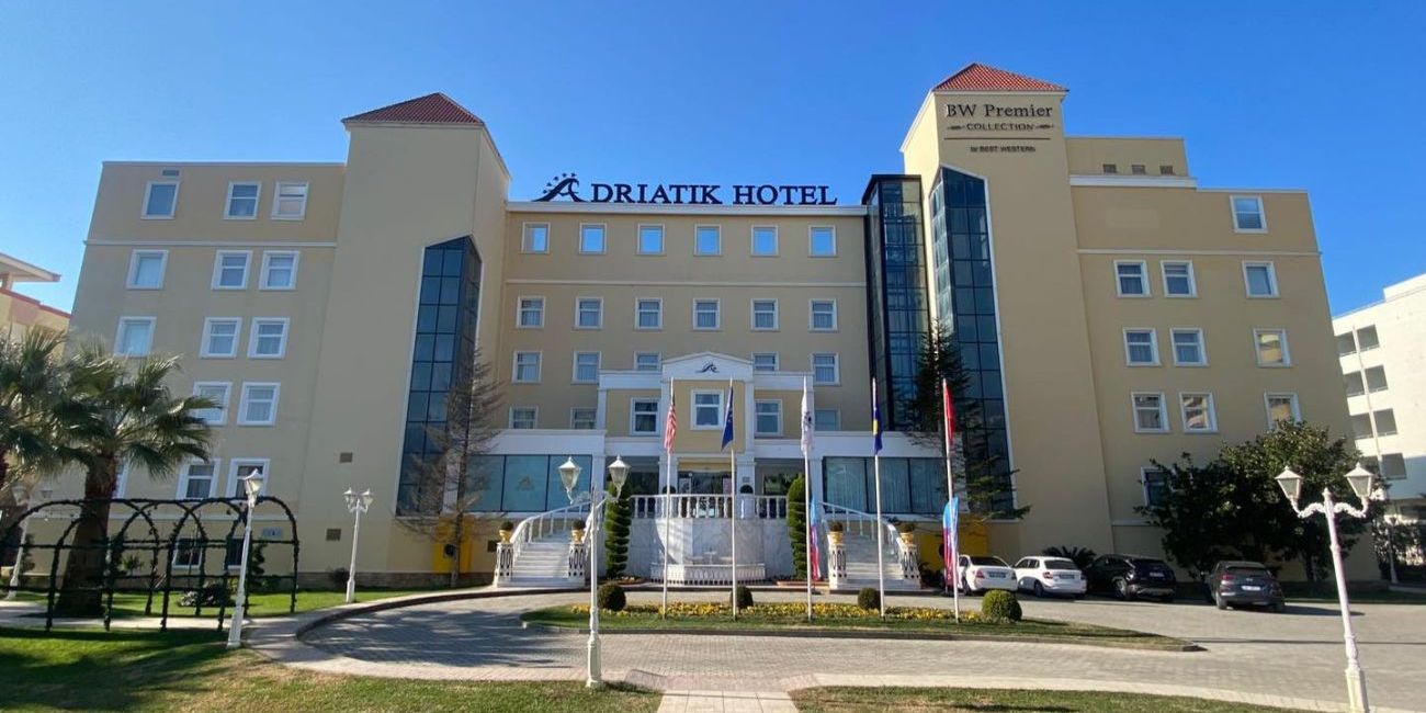Hotel Adriatik 5*  Durres 