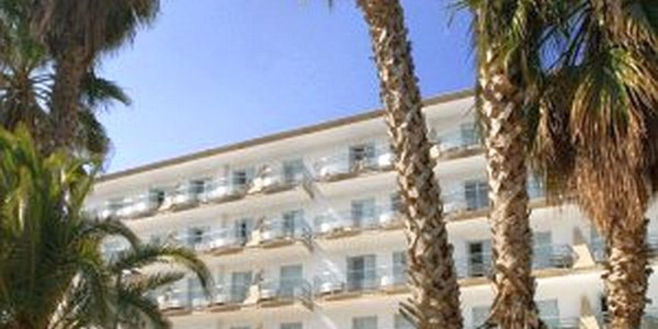 Hotel Alhambra 3* ( Individual )  - Demipensiune / Pensiune Completa  Santa Susana  