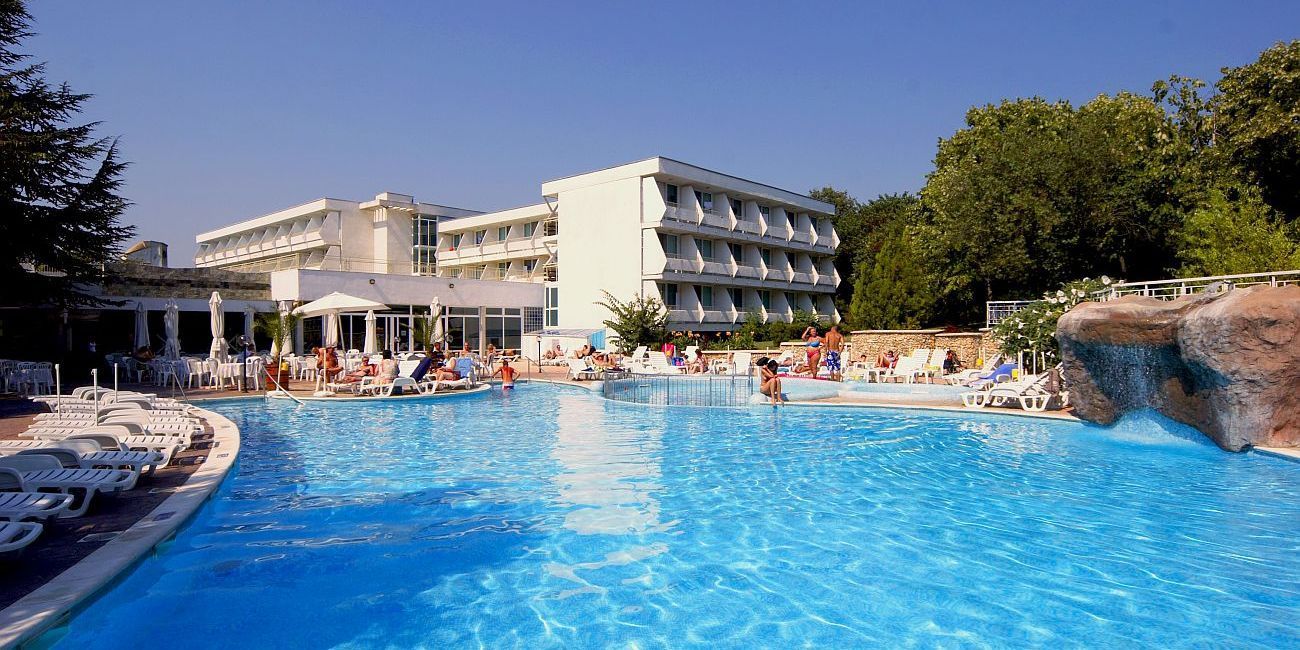 Hotel Althea 3*  Albena 