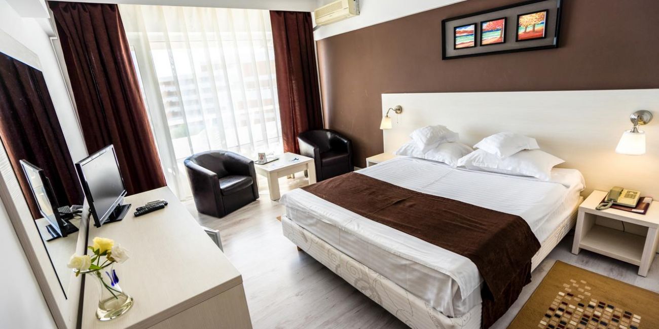 Hotel Ambasador 4* Mamaia 