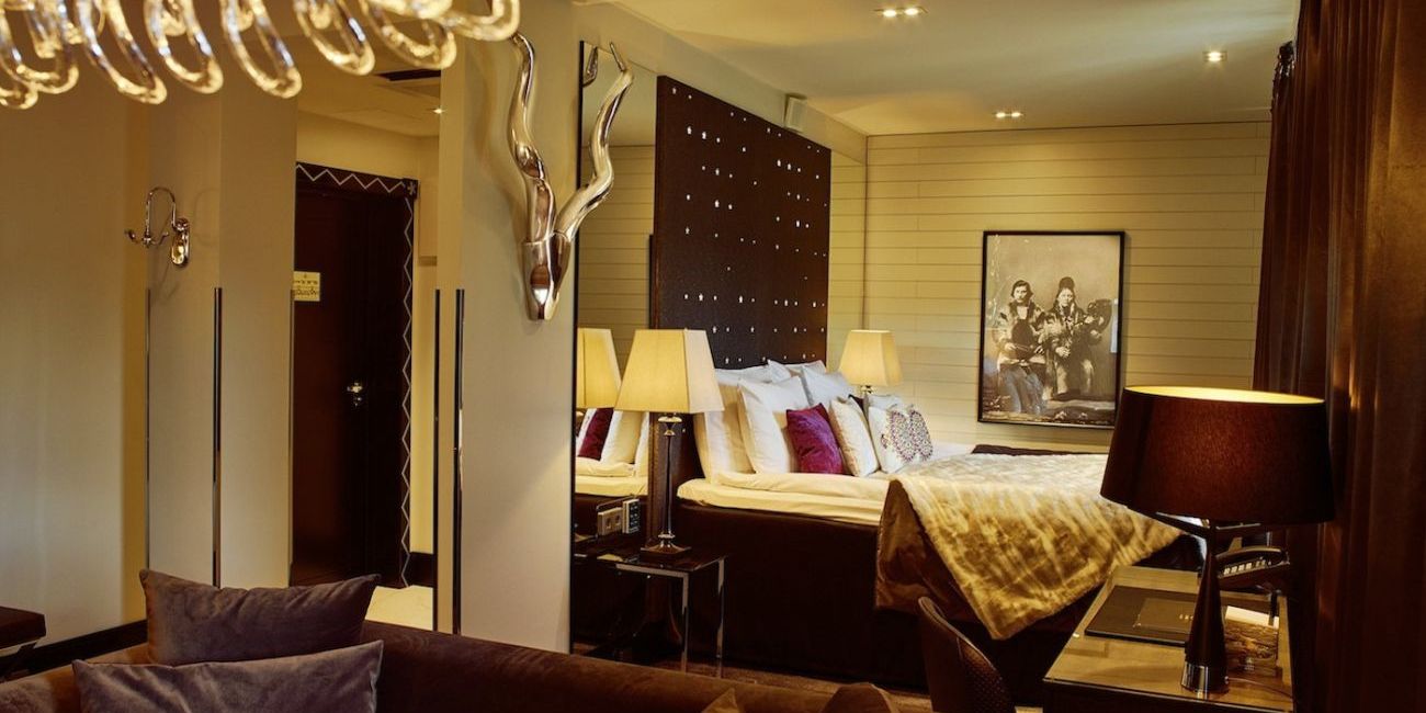 Hotel Arctic Light 4*  Rovaniemi 