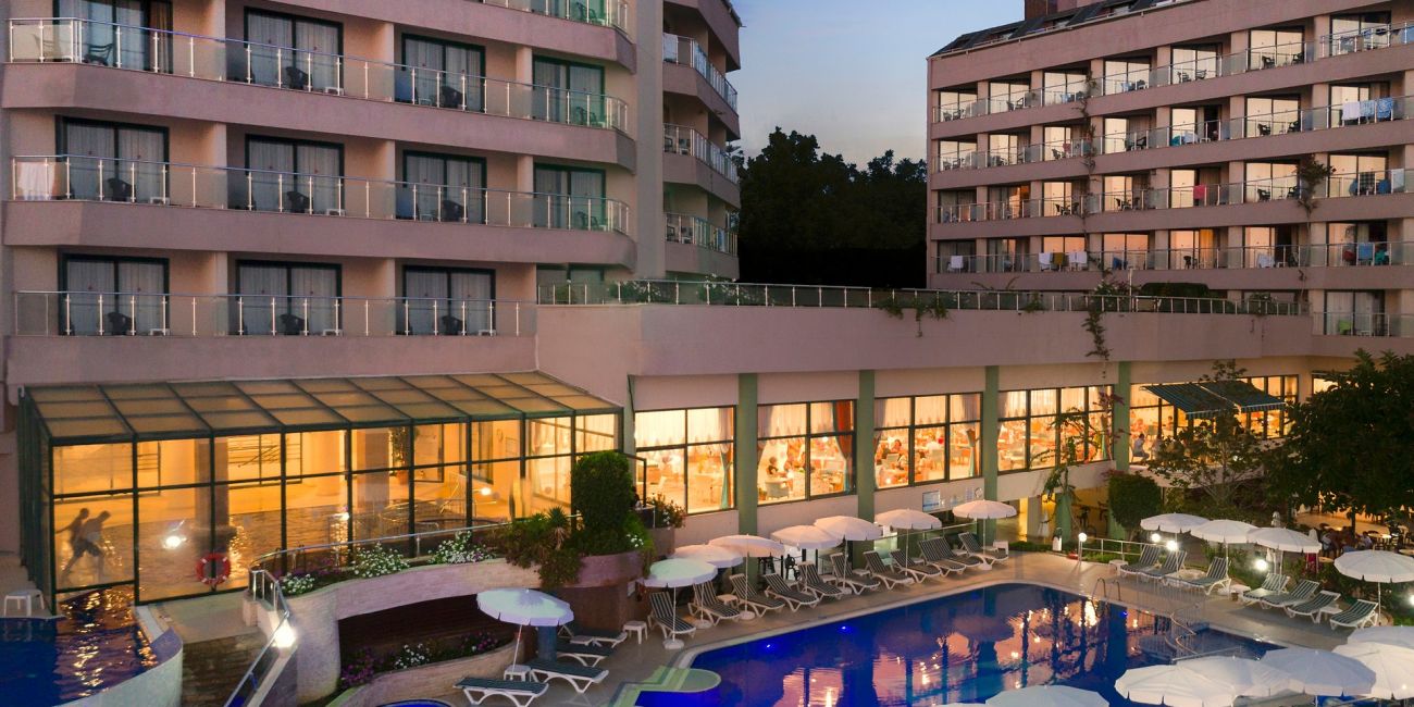 Hotel Aska Just in Beach 5* Alanya 