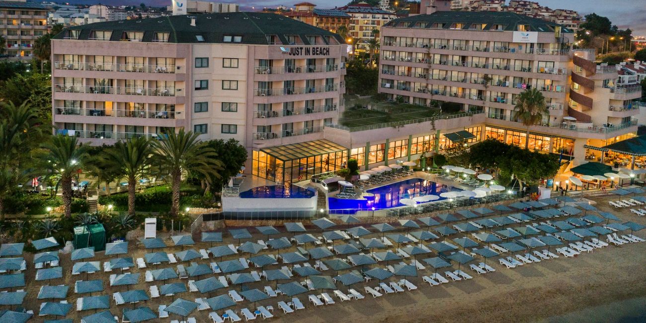 Hotel Aska Just in Beach 5* Alanya 