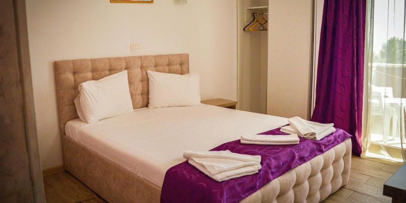 Hotel Astoria Mamaia 3*  Mamaia 