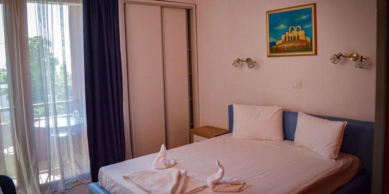 Hotel Astoria Mamaia 3*  Mamaia 