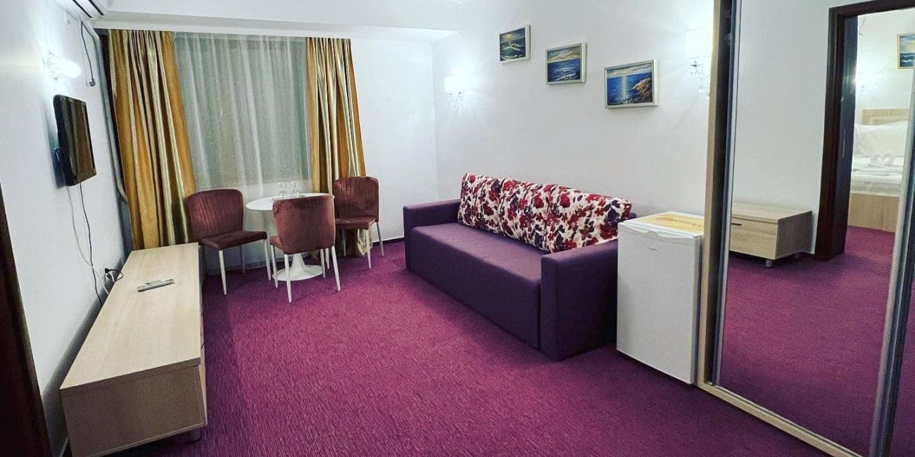 Hotel Astoria Mamaia 3*  Mamaia 