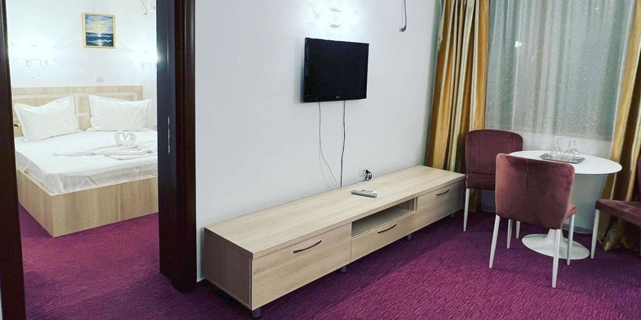Hotel Astoria Mamaia 3*  Mamaia 
