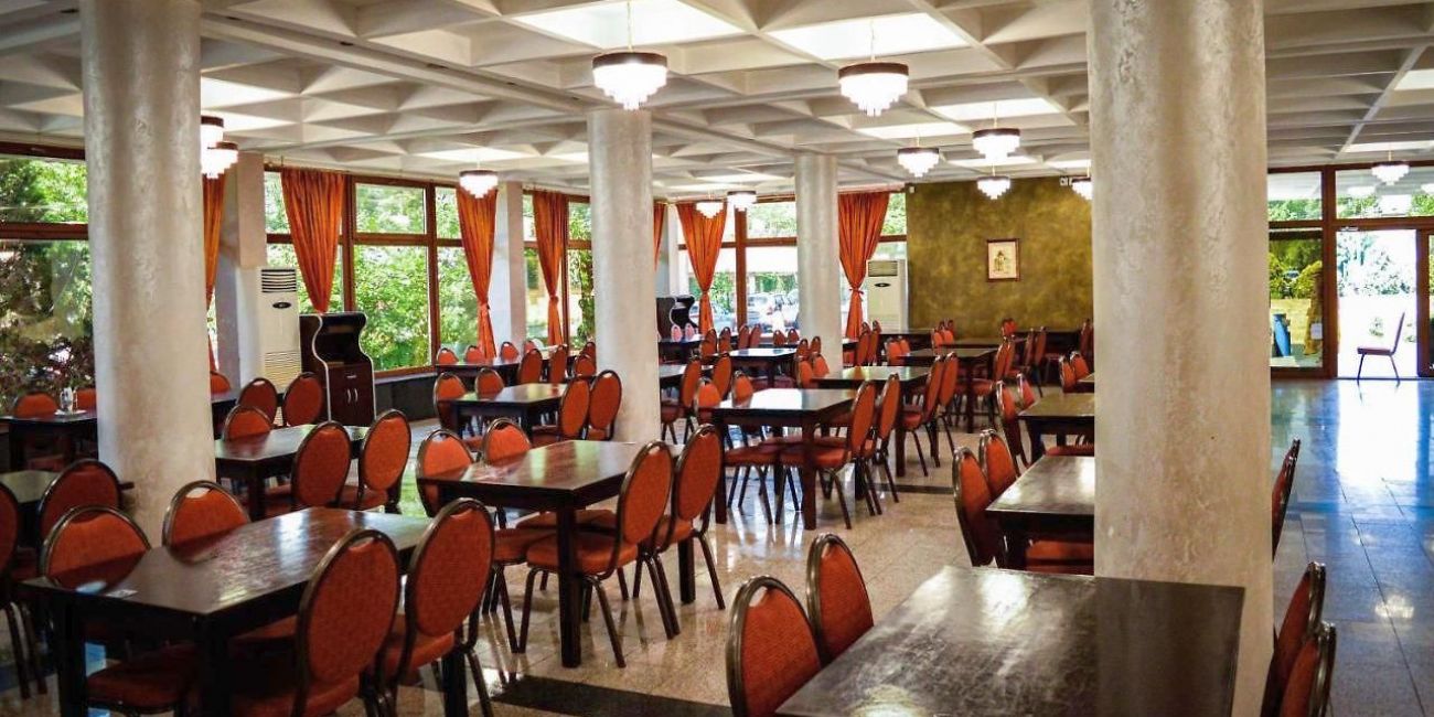 Hotel Astoria Mamaia 3*  Mamaia 