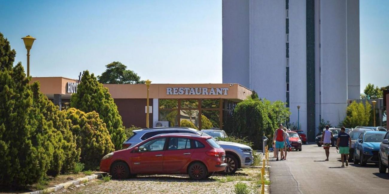 Hotel Astoria Mamaia 3*  Mamaia 