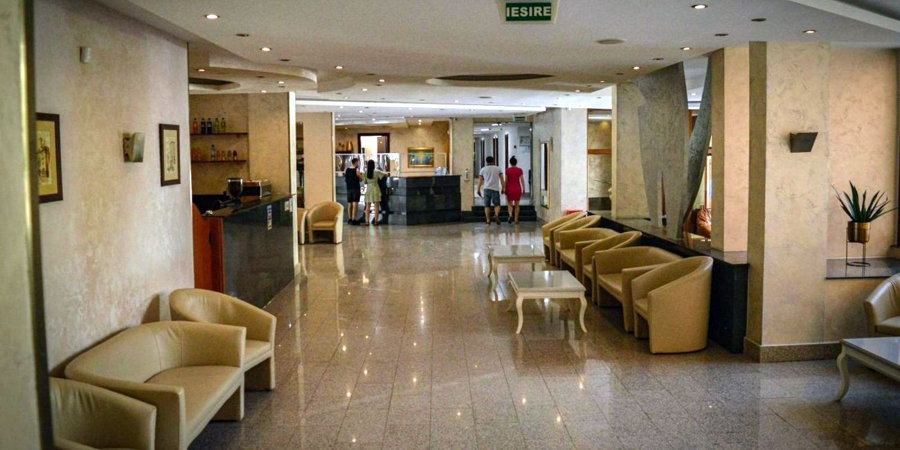 Hotel Astoria Mamaia 3*  Mamaia 
