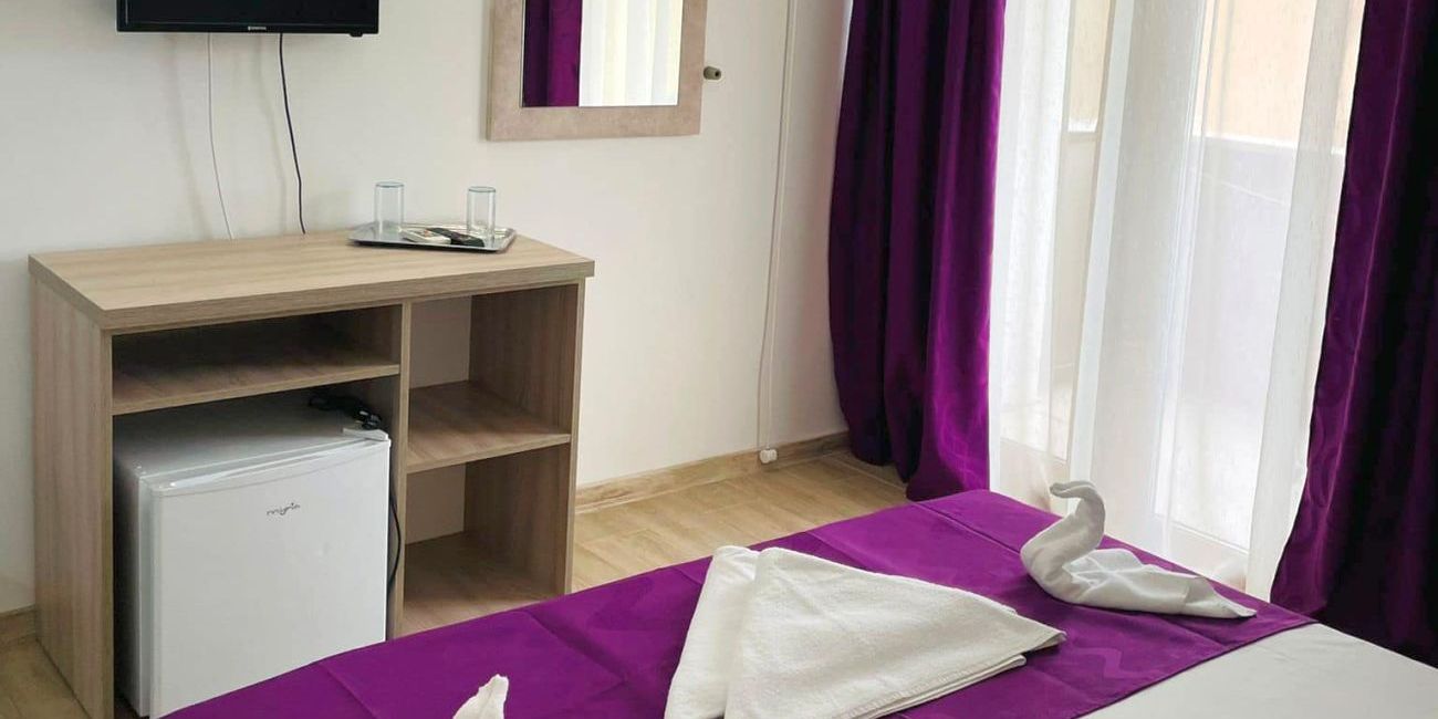Hotel Astoria Mamaia 3*  Mamaia 