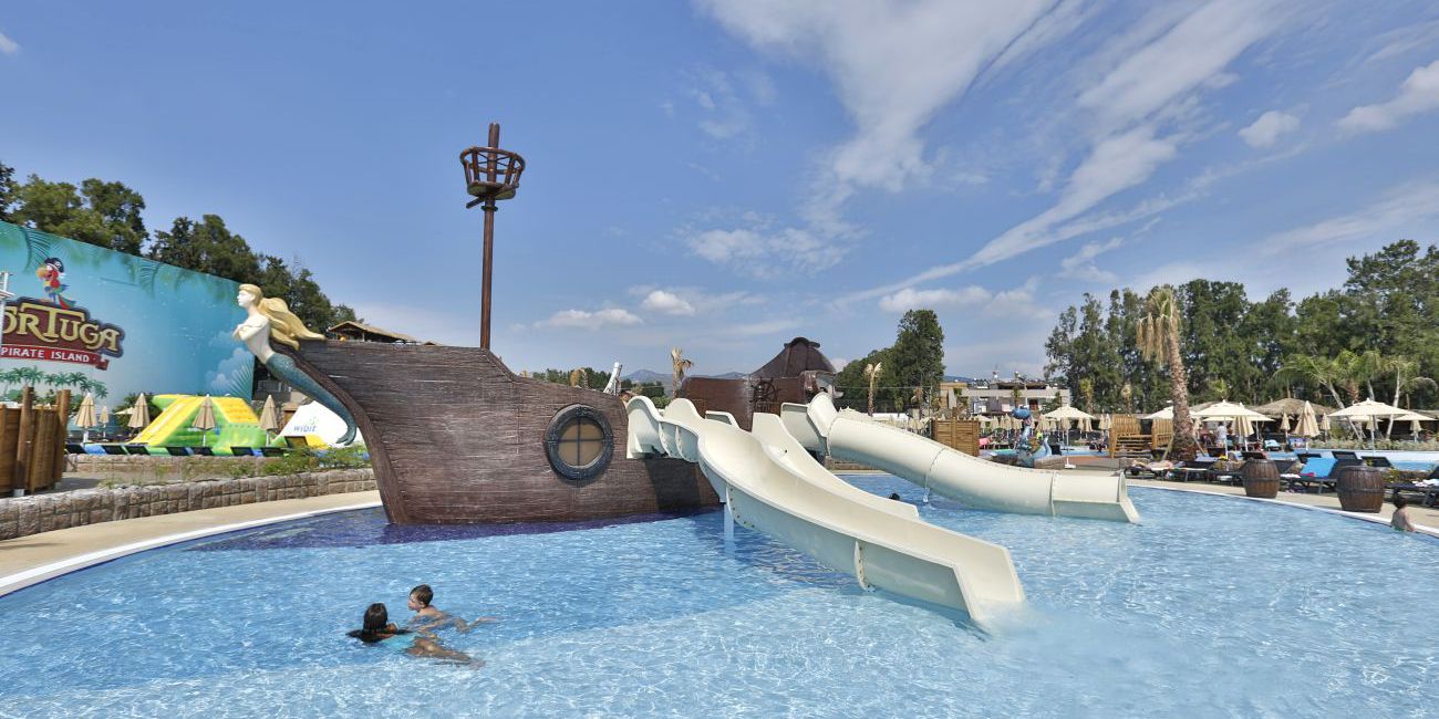 Hotel Atlantique Holiday Club 4* Kusadasi 