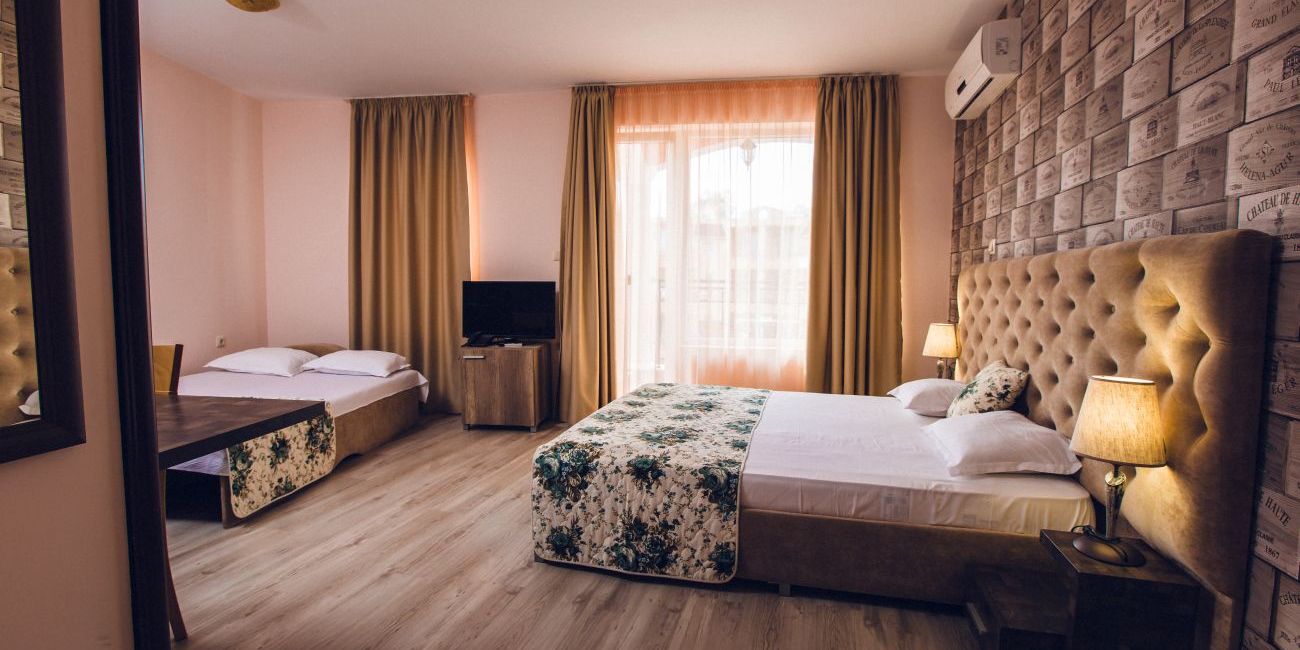 Hotel Avenue Deluxe 4*  Sunny Beach 