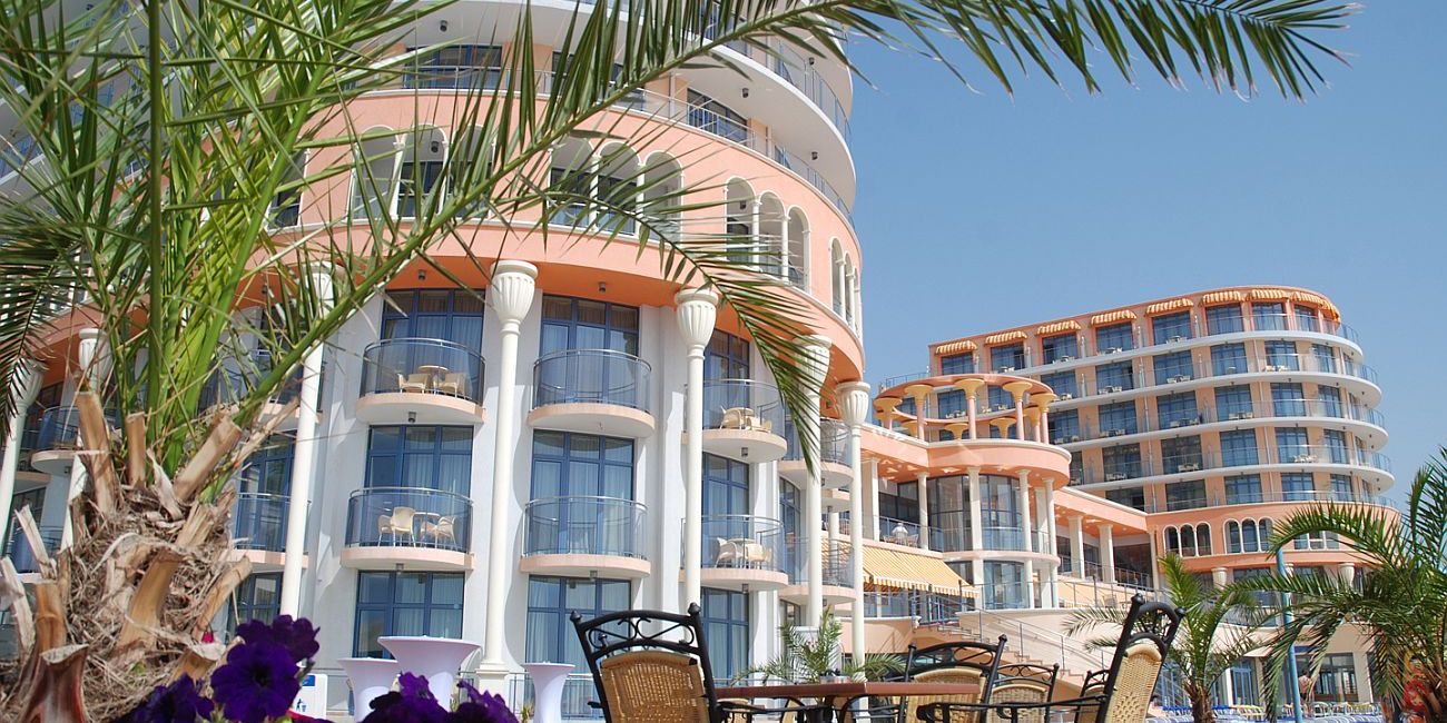 Hotel Azalia Balneo & Spa 4*  Constantin si Elena 