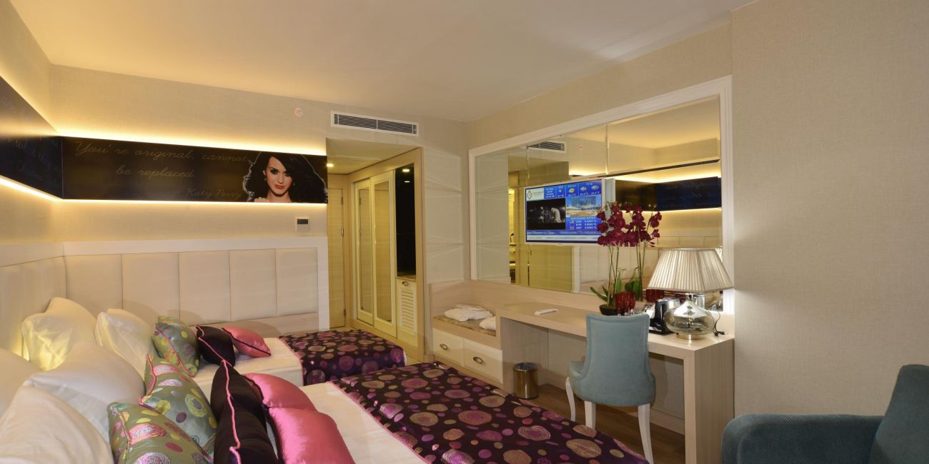 Hotel Azura Deluxe Resort & Spa 5* Alanya 