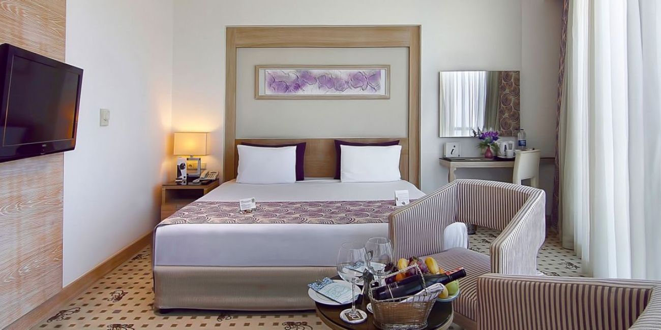 Hotel Baia Lara 5*  Antalya - Lara 