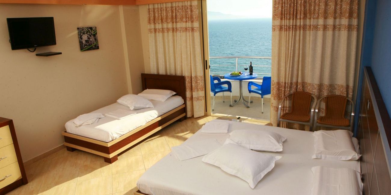 Hotel Blue Sky 4* Saranda 