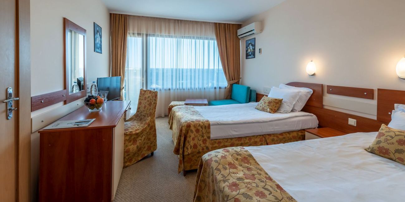 Hotel Burgas Beach 4*  Sunny Beach 