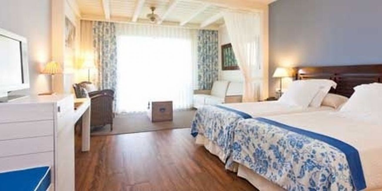 Hotel Caribe 4* ( Individual ) Portaventura - Demipensiune Tarragona 