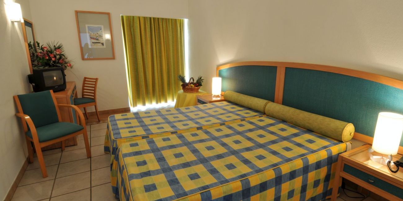 Hotel Carvoeiro Sol 3* Algarve 