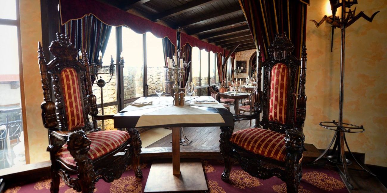 Hotel Castel Transilvania 4* Maramures 